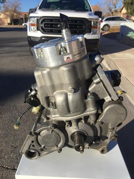 FL500 Engine 3.jpg